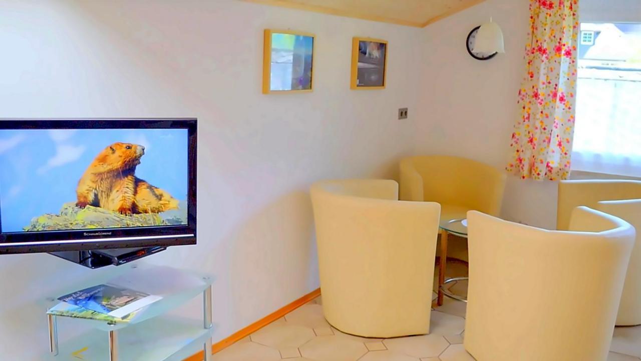 Ferienwohnung Neuhuber Bad Goisern Bagian luar foto